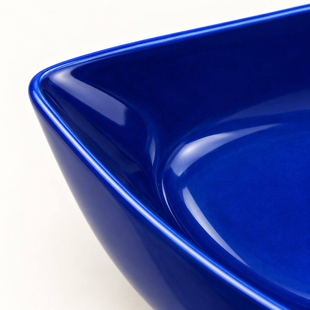 KDIEH™ Vermilion Facet Small Bowl